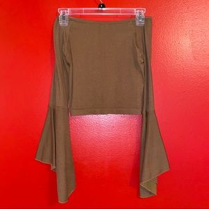 Bell sleeve crop top